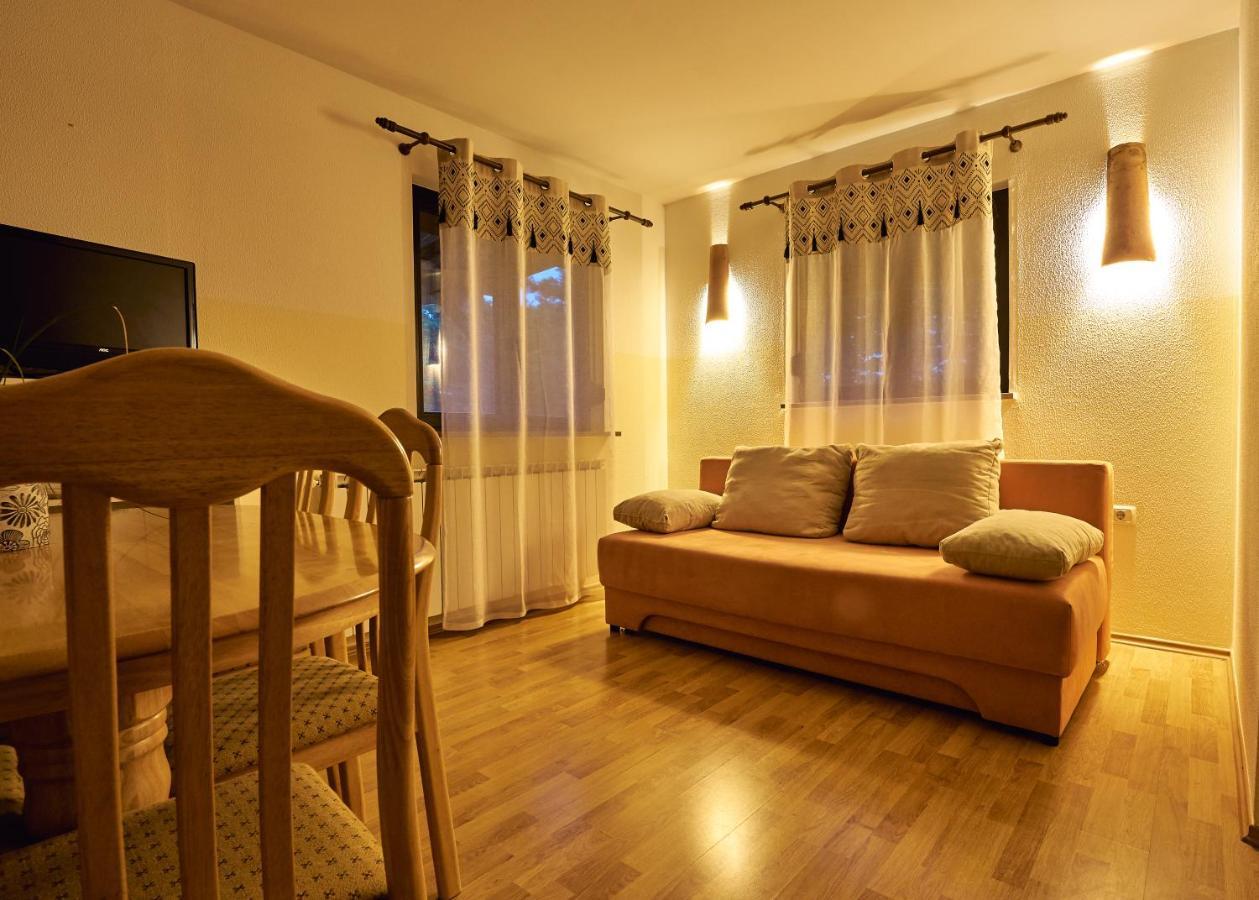 Baredinka Izola Apartment ภายนอก รูปภาพ